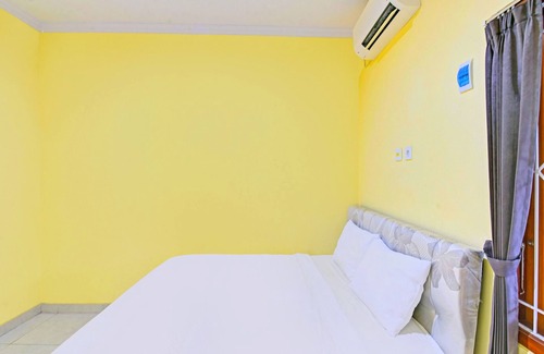 Sidakarya Hotel | OYO 90823 Casa Jupiter Shine