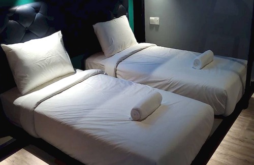 Klebang Besar Hotel | OYO 90899 Tube Hotel Melaka