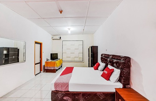 Tanjung Balai Hotel | OYO 90980 Al Karim Syariah