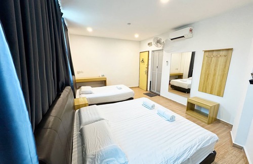 Mentakab Hotel | OYO 91010 Furich Hotel