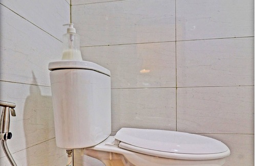 Jambi Hotel | OYO 91022 STeZe Homestay Syariah