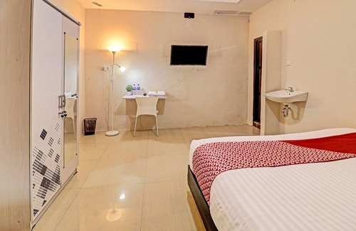 Jambi Hotel | OYO 91022 STeZe Homestay Syariah