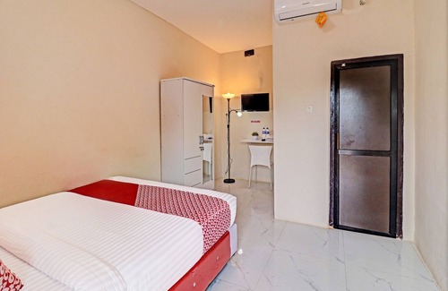 Jambi Hotel | OYO 91022 STeZe Homestay Syariah