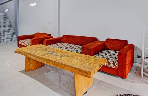 Kecamatan Janapria Hotel | OYO 91210 Hotel J3