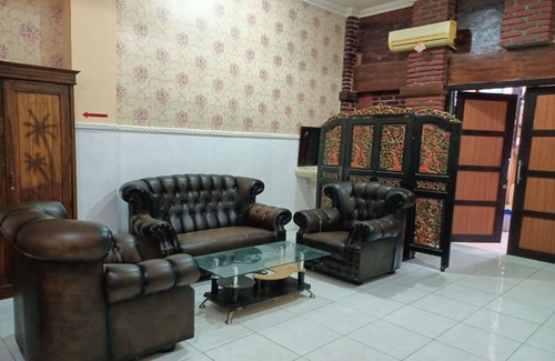 Sumenep Hotel | OYO 91232 Hotel Garuda