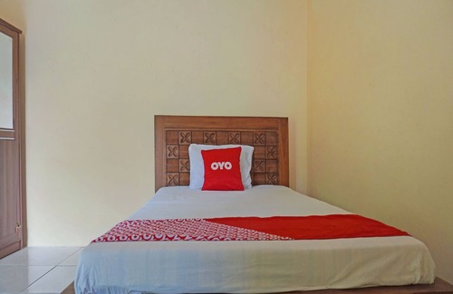 Purwakarta Hotel | OYO 91762 Green Home Stay Syariah