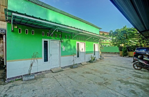 Labuhan Ratu Hotel | OYO 91992 Homestay Syariah Way Jepara