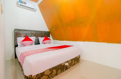 Pelabuhan Ratu Hotel | OYO 921 Hotel Ratu Pantai