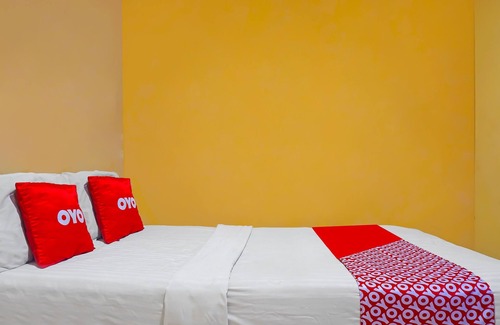 Gambir Hotel | OYO 92285 Penginapan 21 Near Pasar Baru