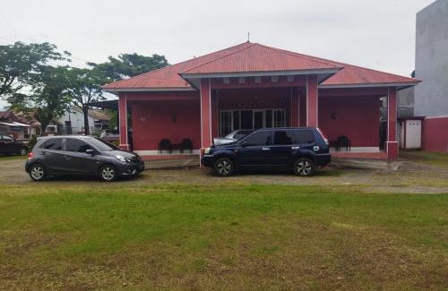 Pinrang Hotel | OYO 92775 Wisma Phinisi Syariah Near Mall of Pinrang Sejahtera