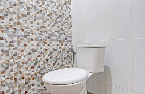 Muncar Hotel | OYO 92879 Imperial Inn