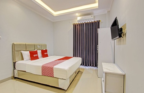 Muncar Hotel | OYO 92879 Imperial Inn