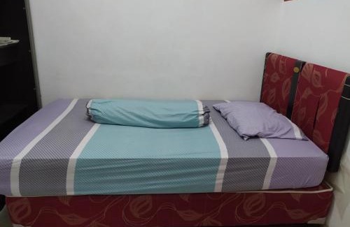 Enrekang Hotel | OYO 93060 Wisma Astukara Syariah Near Sejahtera Department Store Pinrang