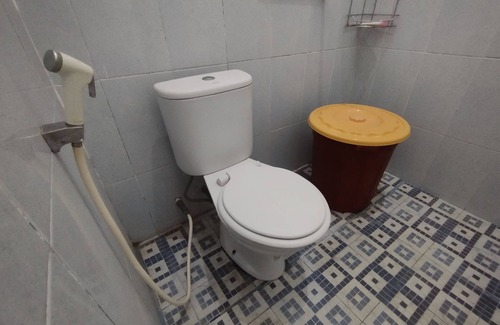 Kecamatan JONGGAT Hotel | OYO 93618 Homestay Bonjeruk Near Restoran Pawon 21 Bonjeruk