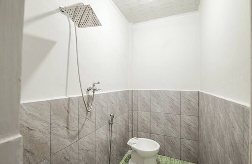 Pangkalpinang Hotel | OYO 93630 Wongso Residence Syariah