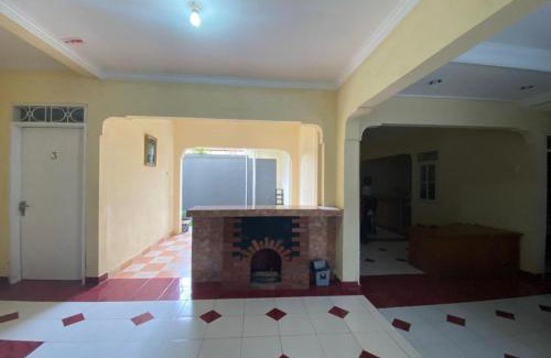 Sentul City Hotel | OYO 93641 Udayana Guesthouse Syariah