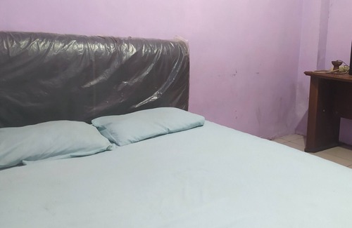 Marabahan Hotel | OYO 93652 Karunia Kost & PenginapanNearSiring Marabahan (Ulek Barito)
