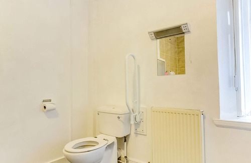 Rothes Hotel | OYO Eastbank Hotel, Speyside Scotland