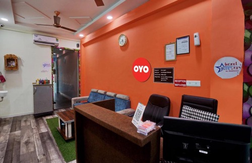 Surat Hotel | OYO Flagship 92781 Hotel Blue Star