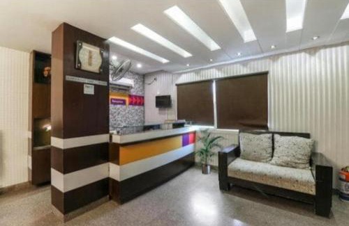 Sector 14 Hotel | OYO Flagship Classic Hotel Sector 14 Near Leisure Valley Park