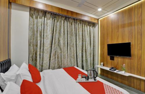 Udhna Hotel | OYO Flagship Hotel Arihant