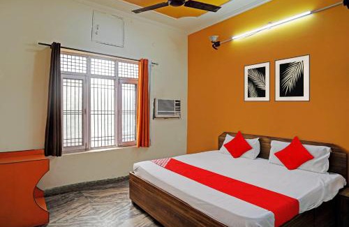 Ghaziabad Hotel | OYO Flagship Hotel Metro I