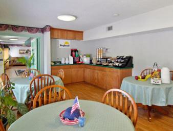 Hampton Hotel | OYO Hampton South Carolina Hwy 278