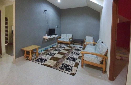 Pasir Mas House | OYO HOME 90280 Darussalam Homestay