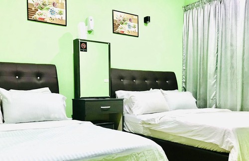 Kangar Hotel | OYO Home 90330 Vvilla Motel
