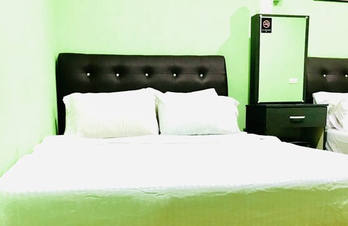 Kangar Hotel | OYO Home 90330 Vvilla Motel