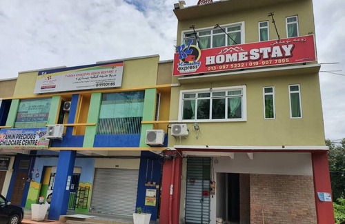 Kota Bharu House | OYO Home 90350 Kl Homestay Express 2