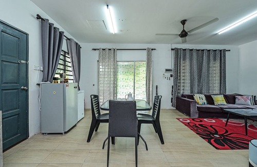 Kampung Mambang House | OYO HOME 90682 Liliz Mambang Farmstay