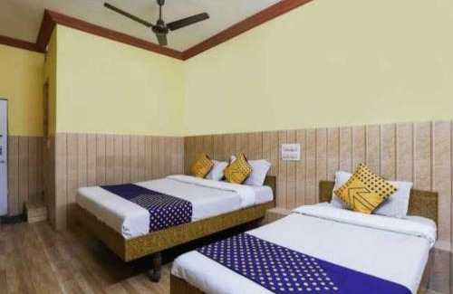 Ahmedabad Hotel | OYO Hotel Apsara Guest House
