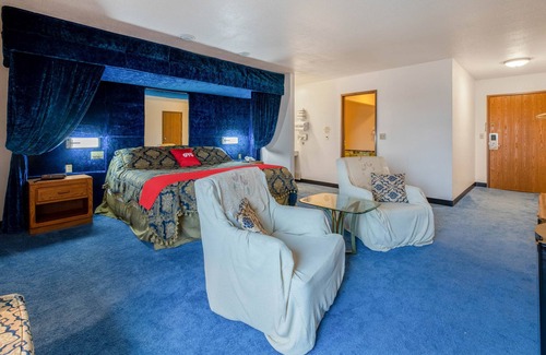 Chesaning Hotel | OYO Hotel Chesaning Route 52 & Hwy 57