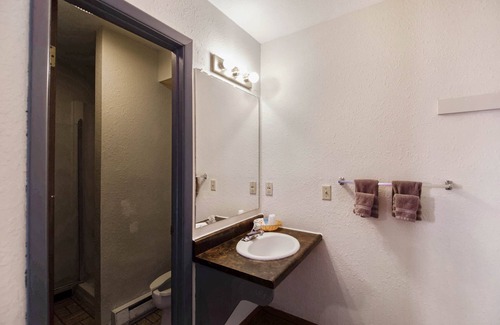 Cheyenne Wells Hotel | OYO Hotel Cheyenne Wells - US 40