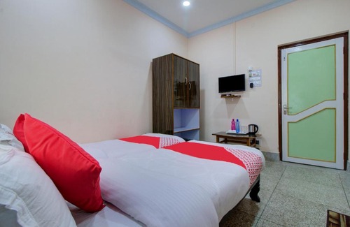 Neora Hotel | OYO Hotel Dhara