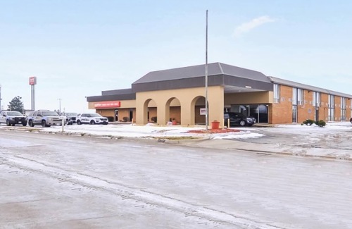 Goodland Hotel | OYO Hotel Goodland KS Hwy 24