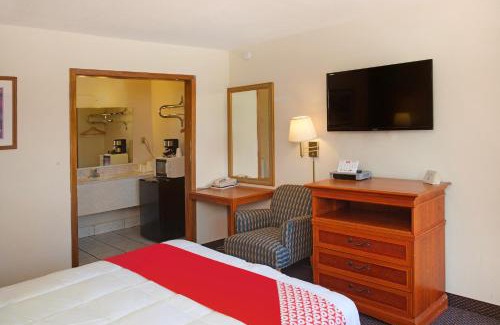 Guymon Hotel | OYO Hotel Guymon OK US-54