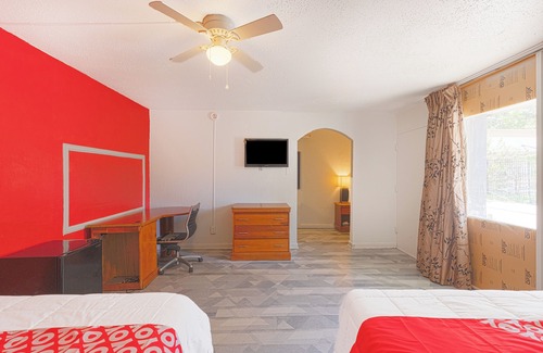 South Main Hotel | OYO Hotel Houston Tx Medical Center Nrg Stadium