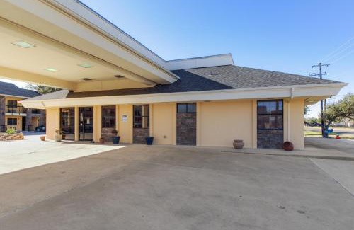 Ingleside Hotel | OYO Hotel Ingleside TX