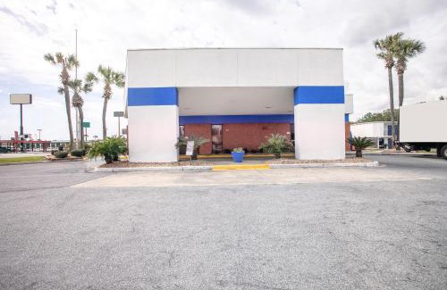 Lake Park Hotel | OYO Hotel Lake Park-Valdosta I-75