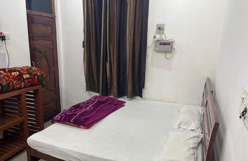 Kasganj Hotel | OYO Hotel Maa Annapurna Residency