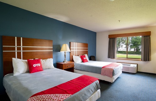 Redwood Falls Hotel | OYO Hotel Redwood Falls near Jackpot Casino