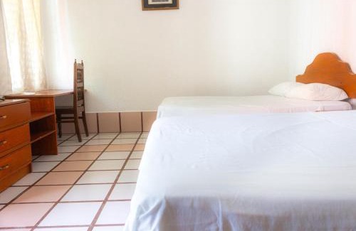 Santa Lucia del Camino Hotel | OYO Hotel San Felipe Inn
