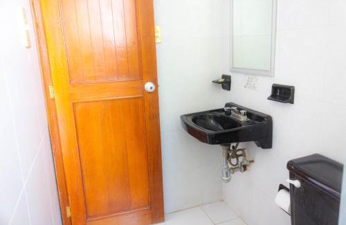 Santa Lucia del Camino Hotel | OYO Hotel San Felipe Inn