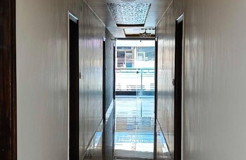 Hoskote Hotel | OYO Hotel Vasudha Inn