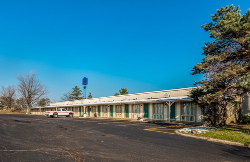 Wadsworth Hotel | OYO Hotel Wadsworth Oh I-76