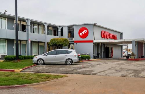 Wichita Falls Hotel | OYO Hotel Wichita Falls - Downtown