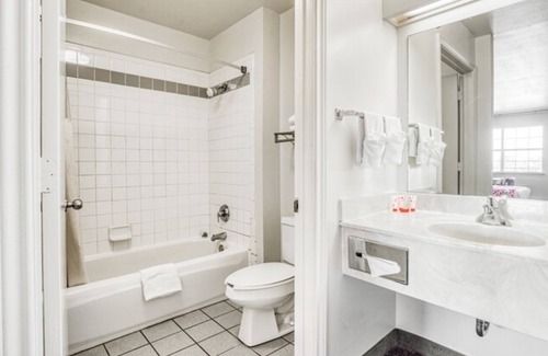 Wichita Falls Hotel | OYO Hotel Wichita Falls I-44 Sheppard Airforce
