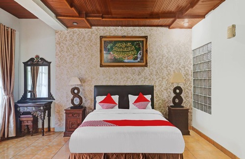 Bungo Hotel | OYO Life 113500 Hotel R Cantika Syariah